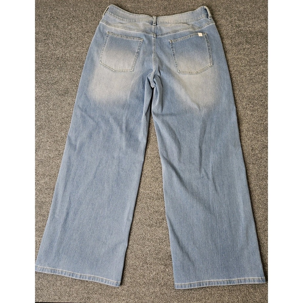 Halara Asymmetrical Wide Leg Jeans Size Medium Stretch Light Wash - Picture 7 of 8